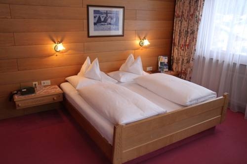 Imagen de la habitación del Hotel Haus Melitta. Foto 64