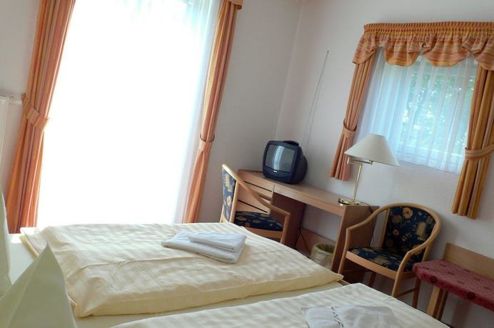Imagen de la habitación del Hotel Haus Oberland. Foto 11