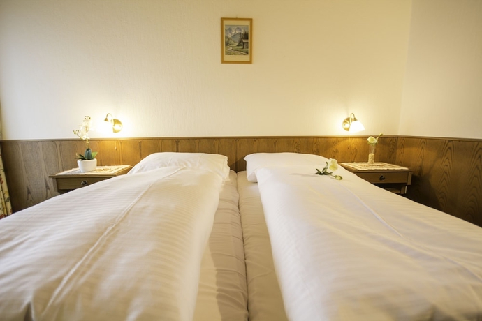 Imagen de la habitación del Hotel Haus Patricia. Foto 17