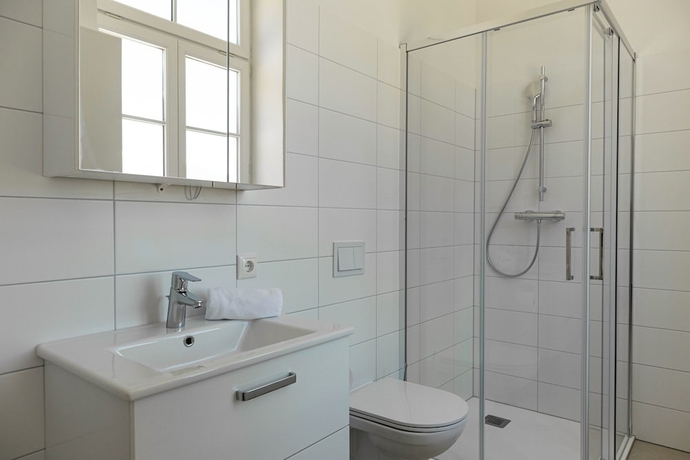 Imagen de la habitación del Hotel Haus Viasana. Foto 15