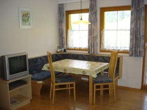 Imagen de la habitación del Hotel Haus Viola. Foto 3