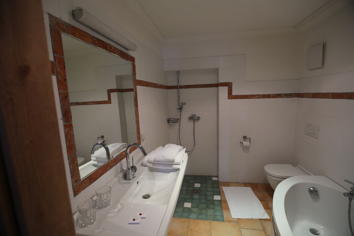 Imagen de la habitación del Hotel Haus Wartenberg. Foto 11