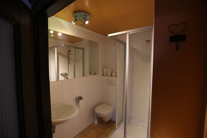 Imagen de la habitación del Hotel Haus Wartenberg. Foto 12