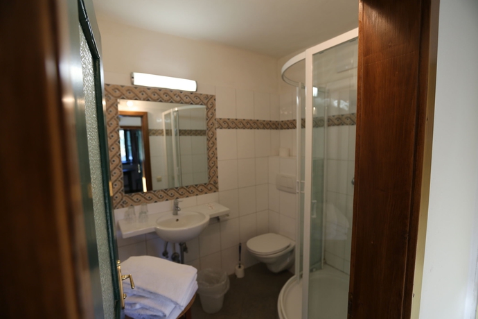 Imagen de la habitación del Hotel Haus Wartenberg. Foto 14