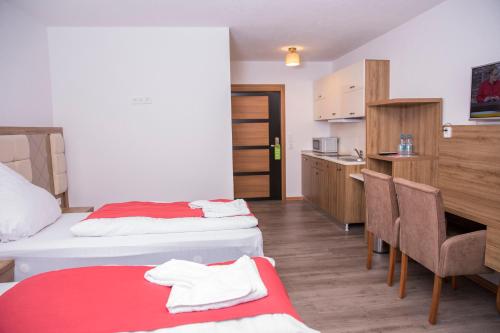 Imagen de la habitación del Hotel Hausen Obertshausen Frankfurt. Foto 8