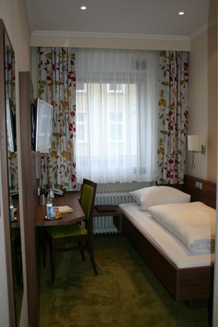 Imagen de la habitación del Hotel Hauser. Foto 8