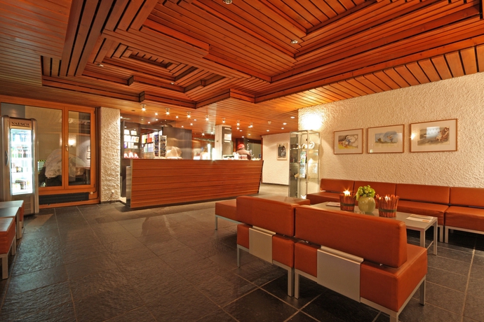 Imagen de los interiores del Hotel Hauser St. Moritz. Foto 15