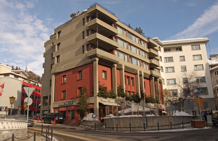 Imagen de los exteriores del Hotel Hauser St. Moritz. Foto 12