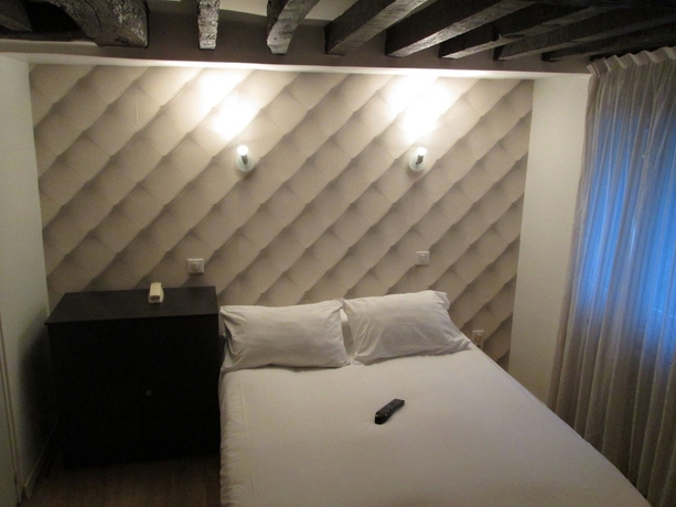 Imagen de la habitación del Hotel Hauteville Opera. Foto 13