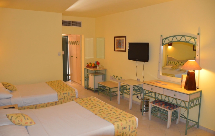 Imagen de la habitación del Hotel Hauza Beach Resort. Foto 2