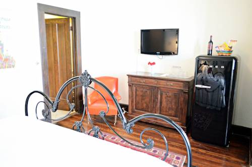 Imagen de la habitación del Hotel Havana, San Antonio. Foto 4