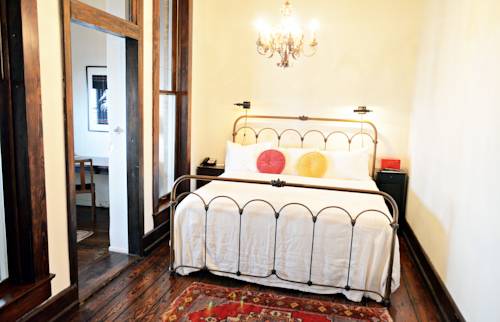 Imagen de la habitación del Hotel Havana, San Antonio. Foto 9