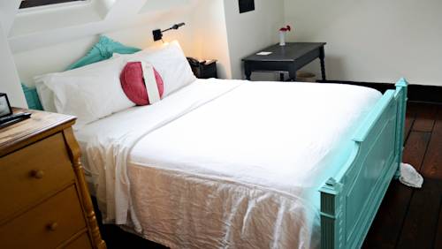 Imagen de la habitación del Hotel Havana, San Antonio. Foto 16
