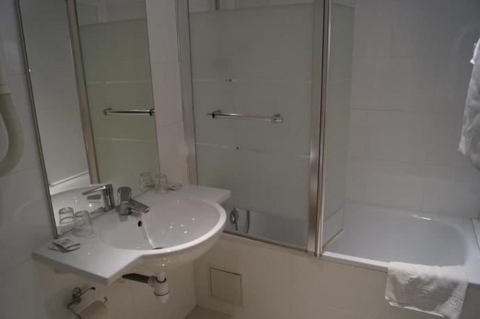 Imagen de la habitación del Hotel Havane Opera. Foto 6