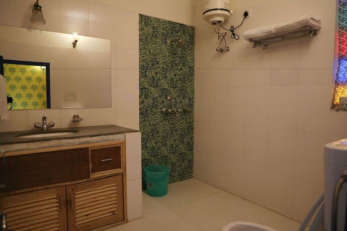 Imagen de la habitación del Hotel Haveli Kalwara. Foto 16