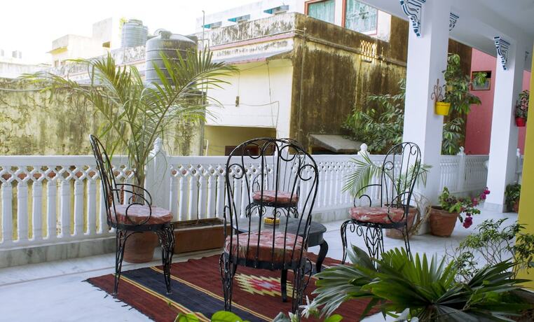 Imagen de la habitación del Hotel Haveli Kalwara. Foto 18