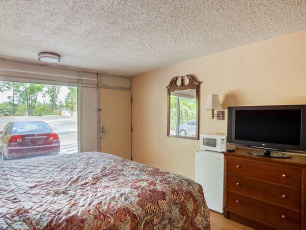 Imagen de la habitación del Hotel Haven Inn And Suites, Decatur. Foto 10