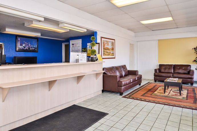 Imagen de los interiores del Hotel Haven Inn And Suites, Decatur. Foto 20