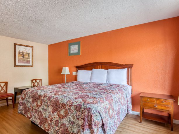 Imagen de la habitación del Hotel Haven Inn And Suites, Decatur. Foto 14