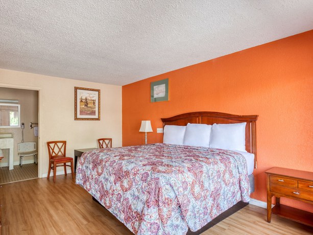Imagen de la habitación del Hotel Haven Inn And Suites, Decatur. Foto 17