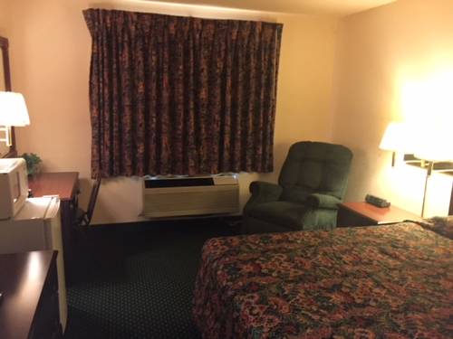 Imagen de la habitación del Hotel Haven Inn & Suites. Foto 3