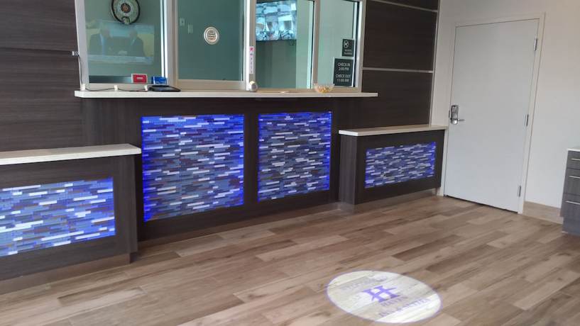 Imagen de los interiores del Hotel Haven Inn and Suites Downtown Houston. Foto 17