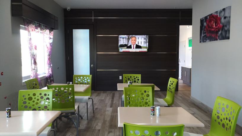 Imagen de la habitación del Hotel Haven Inn and Suites Downtown Houston. Foto 14
