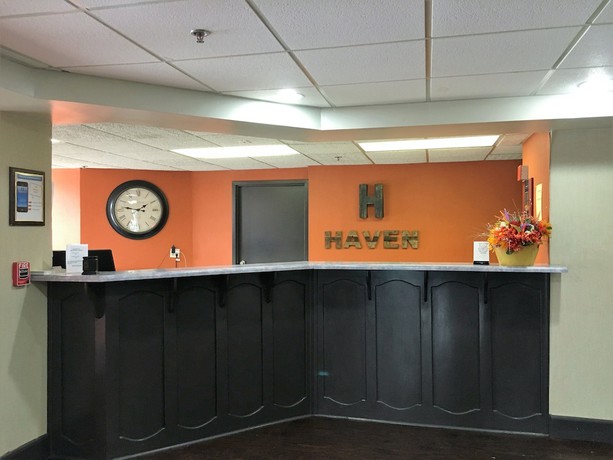 Imagen de los interiores del Hotel Haven Inn and Suites, Duluth. Foto 18
