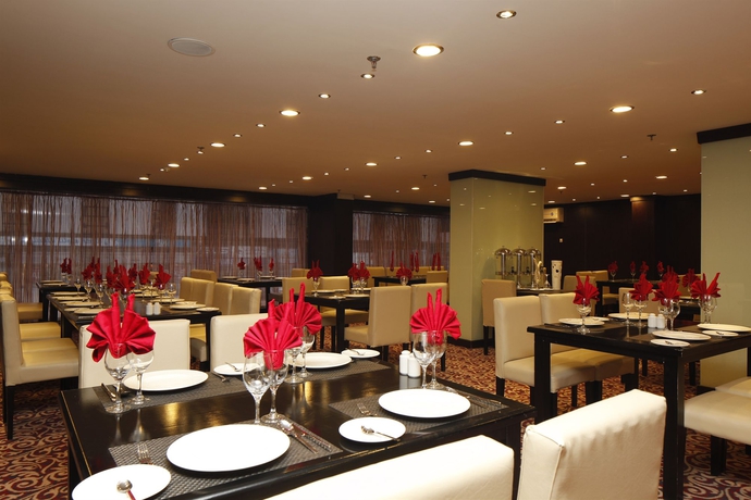 Imagen del bar/restaurante del Hotel Haven Plaza. Foto 3