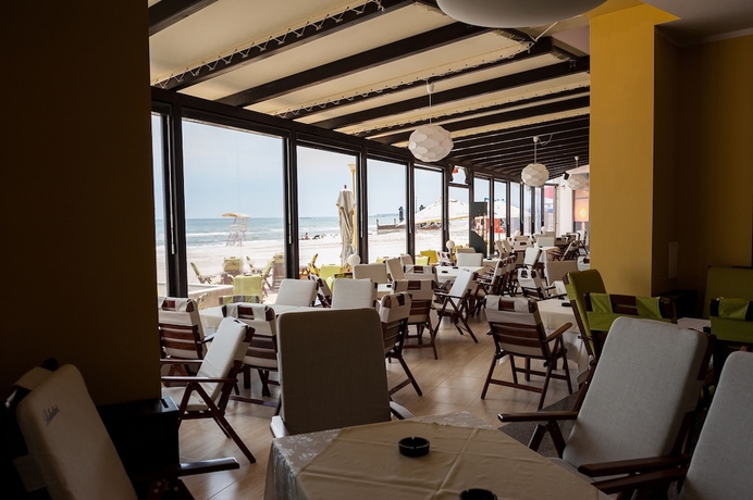 Imagen del bar/restaurante del Hotel Hawaii, MAMAIA. Foto 2