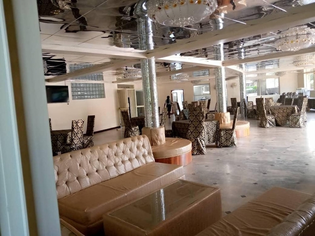Imagen de los interiores del Hotel Hawaii Resort. Foto 16