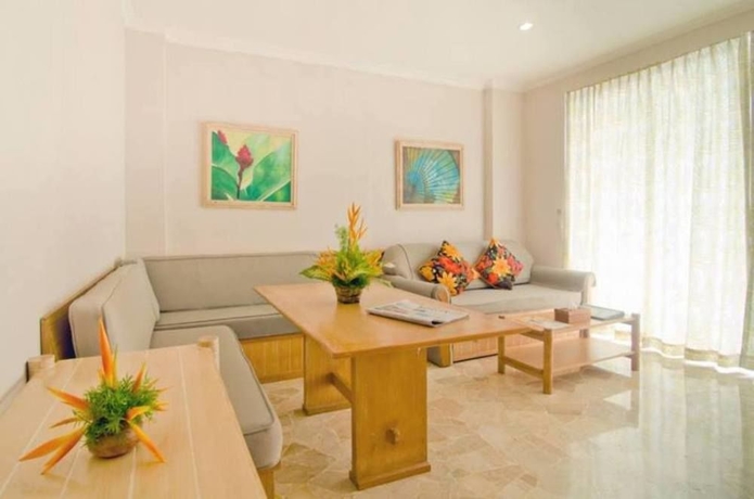 Imagen de la habitación del Hotel Hawaii Resort Family Suites. Foto 6