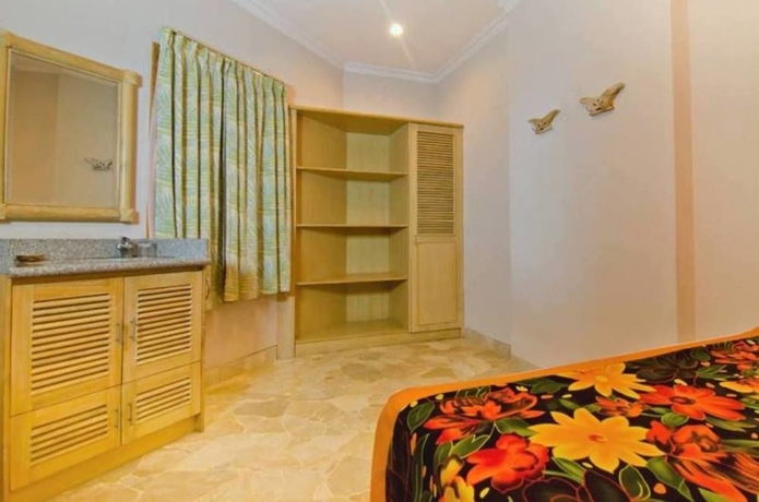 Imagen de la habitación del Hotel Hawaii Resort Family Suites. Foto 8