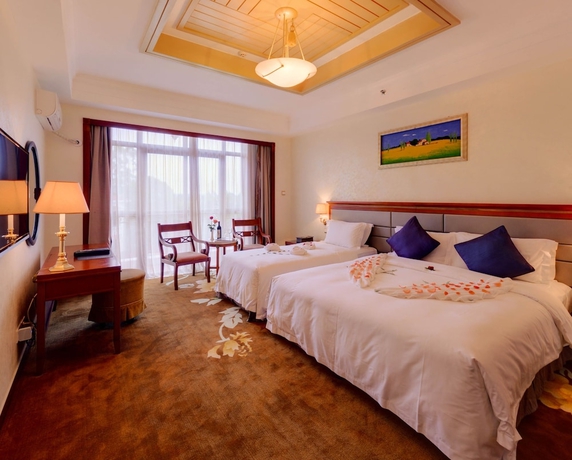 Imagen de la habitación del Hotel Hawana Resort. Foto 13