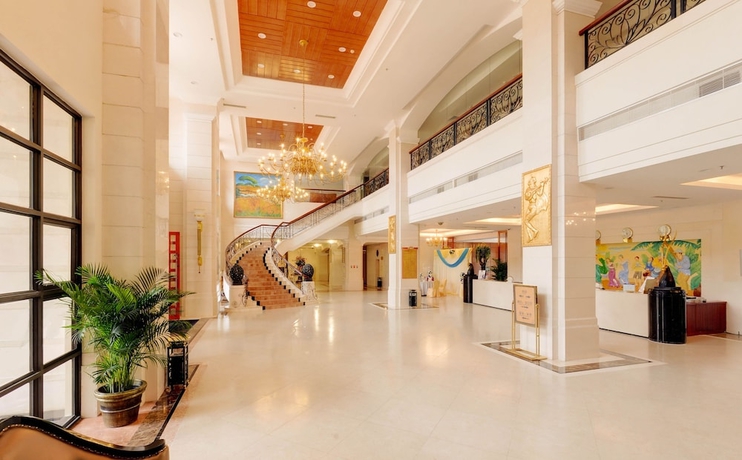 Imagen de los interiores del Hotel Hawana Resort. Foto 15