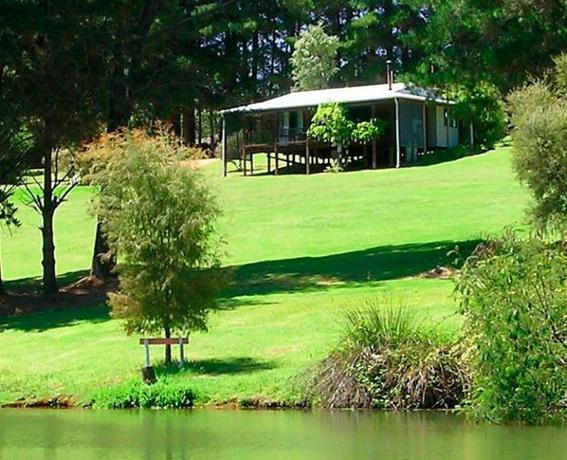 Imagen general del Hotel Hawke Brook Chalets. Foto 3