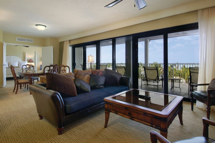 Imagen de los interiores del Hotel Hawks Cay Resort. Foto 15