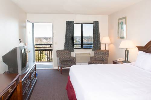 Imagen de la habitación del Hotel Hawk's Nest Lodge. Foto 6