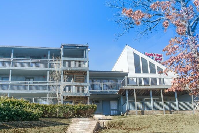 Imagen general del Hotel Hawk\'s Nest Lodge. Foto 7