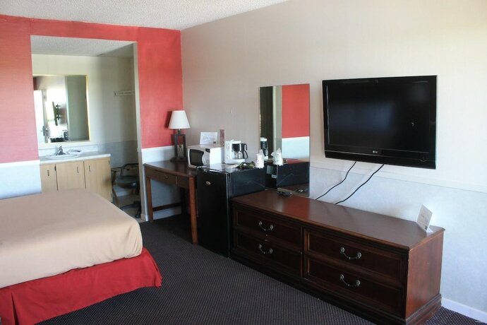 Imagen de la habitación del Hotel Hawk\'s Nest Lodge. Foto 20