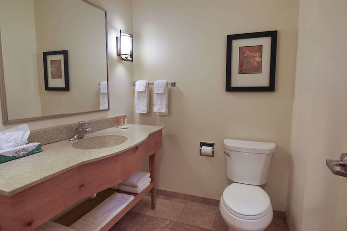 Imagen de la habitación del Hotel Hawthorn Extended Stay By Wyndham Minot. Foto 17