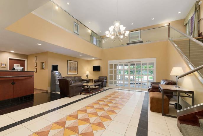 Imagen de los interiores del Hotel Hawthorn Extended Stay by Wyndham College Station. Foto 14