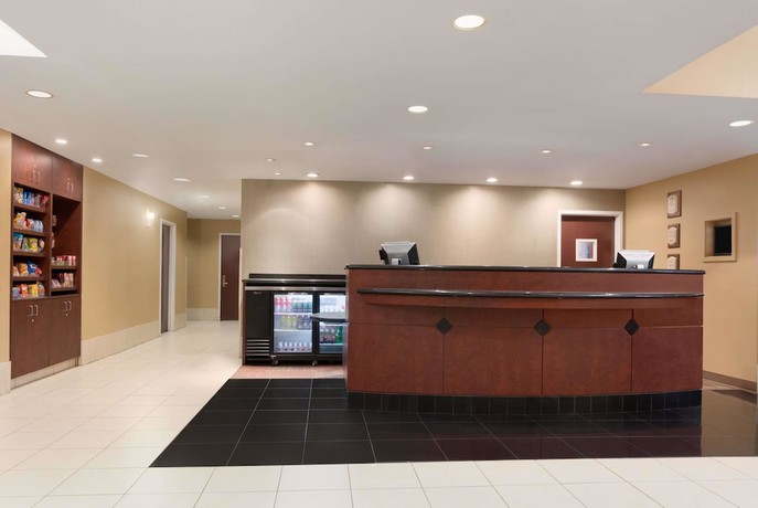 Imagen de los interiores del Hotel Hawthorn Extended Stay by Wyndham College Station. Foto 15
