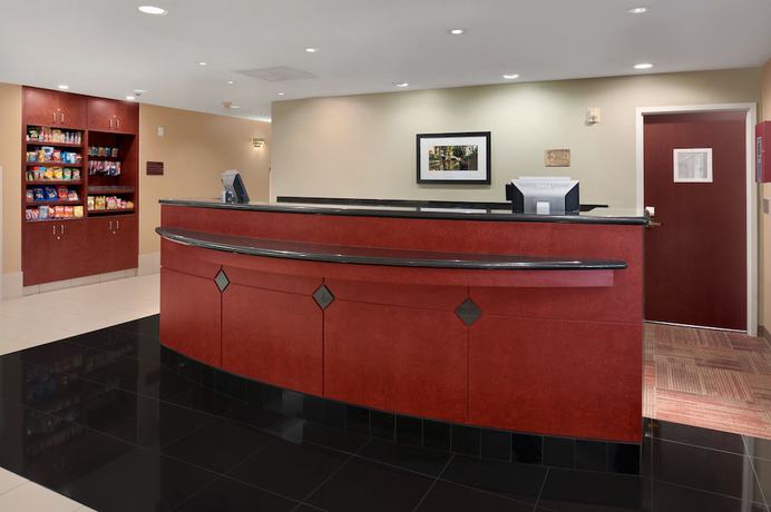 Imagen de los interiores del Hotel Hawthorn Extended Stay by Wyndham College Station. Foto 17