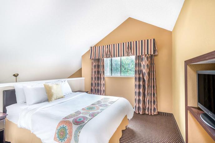 Imagen de la habitación del Hotel Hawthorn Extended Stay by Wyndham Dayton. Foto 4