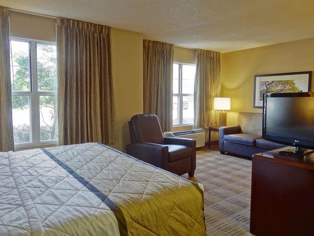 Imagen de la habitación del Hotel Hawthorn Extended Stay by Wyndham Irving Las Colinas. Foto 4