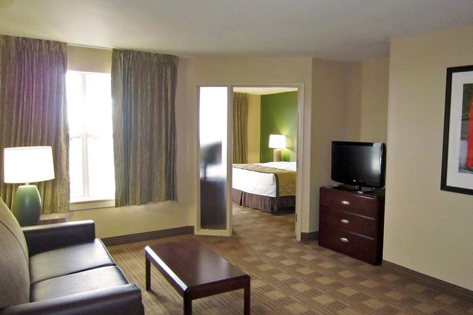 Imagen de la habitación del Hotel Hawthorn Extended Stay by Wyndham Irving Las Colinas. Foto 11
