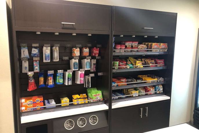 Imagen de los interiores del Hotel Hawthorn Extended Stay by Wyndham Monahans. Foto 17