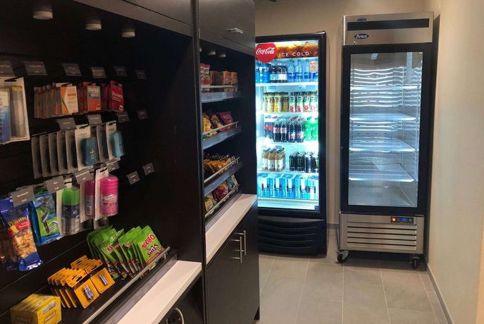 Imagen de los interiores del Hotel Hawthorn Extended Stay by Wyndham Monahans. Foto 19