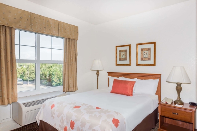 Imagen de la habitación del Hotel Hawthorn Extended Stay by Wyndham Panama City Beach. Foto 4